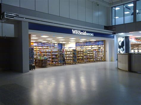 WHSmith Books | WHSmith Books at Manchester Airport T2 | Buh Snarf | Flickr