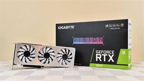 GIGABYTE RTX 3070 VISION OC 8G (unboxing) - YouTube