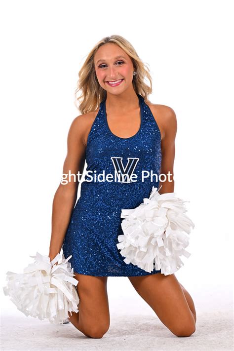 2022-09-07 Villanova Dance Team Portraits - Sideline Photos