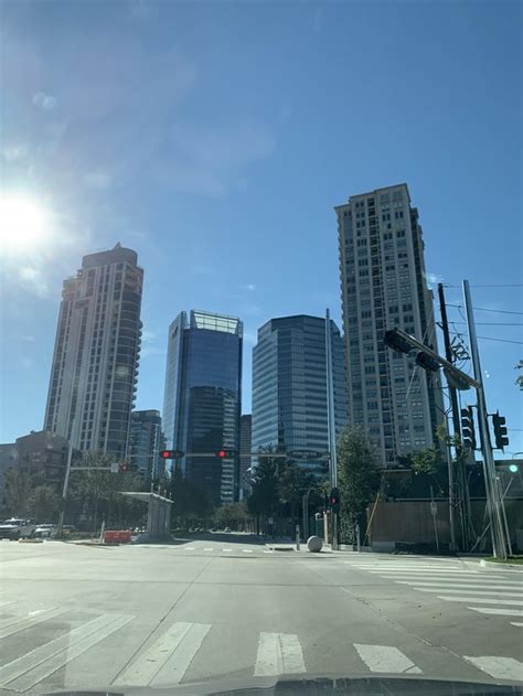 Oh how the Galleria area skyline has changed. It’s like a smaller downtown. It’s awesome : r/houston