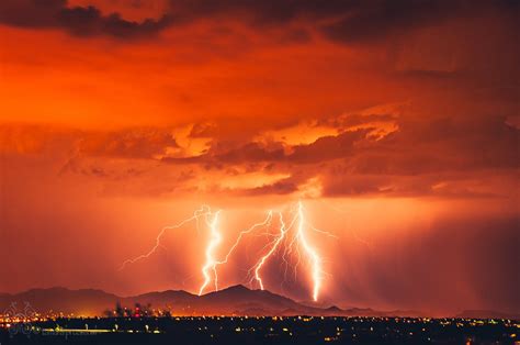 How to Photograph Lightning by Tamara Pruessner