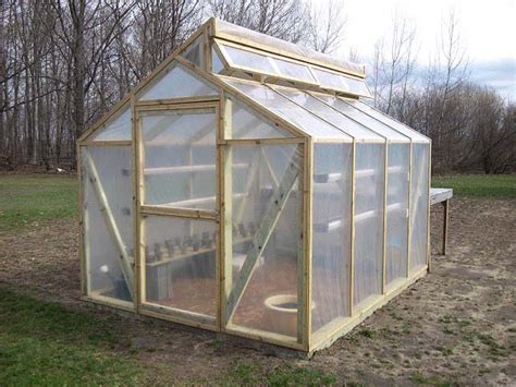 122 DIY Greenhouse Plans You Can Build This Weekend (Free)