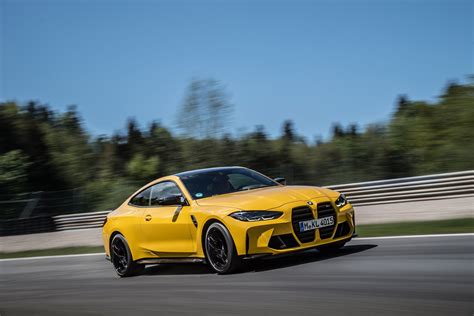 スピードイエローのBMWM4コンペティション – Tech News