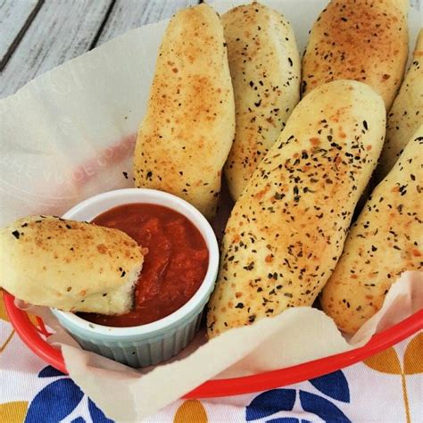 Easy Italian Bread Sticks - Juggling Act Mama