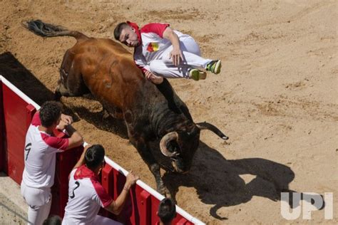 Photo: "Recortadores" contest at the San Fermin Festival 2023 - PDH2023070829 - UPI.com