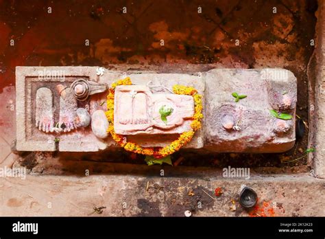 Paduka and Shiv Lingam Inside Shri Vitthal Mandir, Gandhi Chowk, Saraf Bazar, Pachora ...