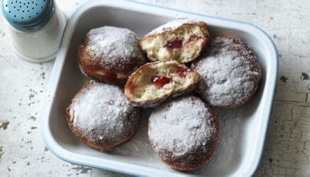 Jam doughnuts recipe - BBC Food