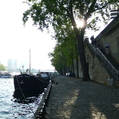 By the Seine river | Alexis D | Flickr
