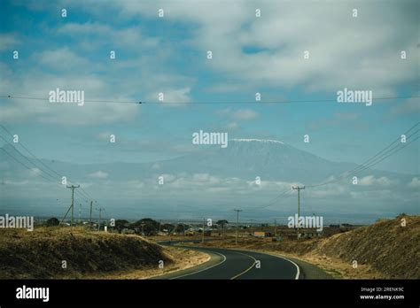 Mt. Kilimanjaro View - Amboseli National Park Stock Photo - Alamy