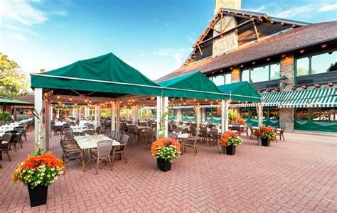 BARBECUE & TERRACE AT FAIRMONT LE CHATEAU, Montebello - Menu, Prices & Restaurant Reviews ...