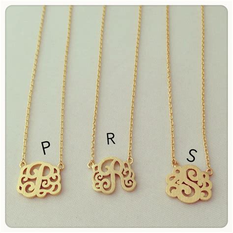 Initial monogram necklace - Imsmistyle