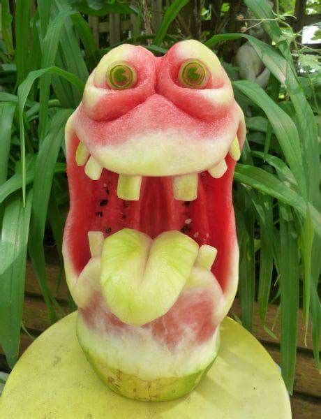 Funny And Creepy Watermelon Carvings - Jokes Etc - Nigeria