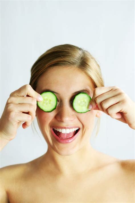 Cucumber face mask stock image. Image of body, massagestudio - 2519029