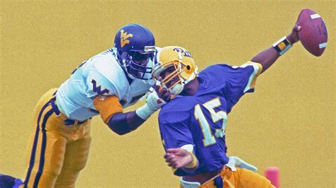 Why the Pitt-West Virginia Backyard Brawl is a college football rivalry ...