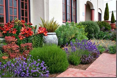 15 Garden Edging Ideas to Make Your Garden Pop