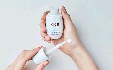 SK-II GenOptics Aura Essence Review: The serum that transforms skin - Her World Singapore
