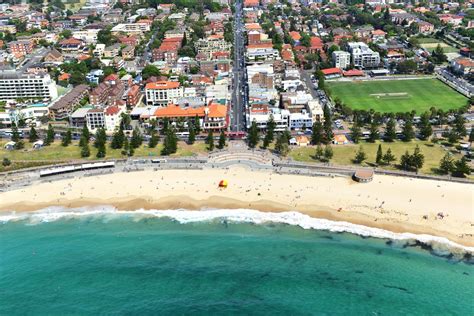 Coogee Beach - Chilby Photography