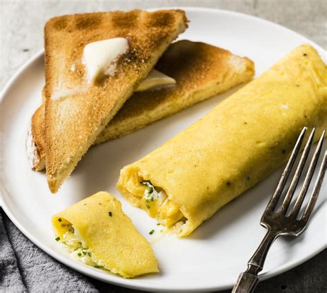 For Mother's Day, Roll Up A French-Style Omelet As A Way To Say 'I Love You' | WSIU