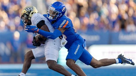 Boise State falls to UCF 18-16 on last-second field goal | ktvb.com