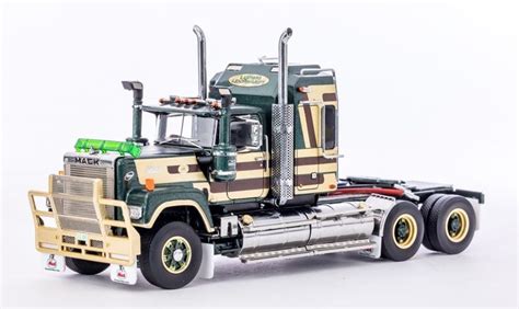 1:50 Mack Trucks in 2021 | Trucks, Diecast trucks, Diecast