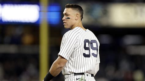 Former Diamond Dog Aaron Judge hits 61st home run, ties AL record for ...