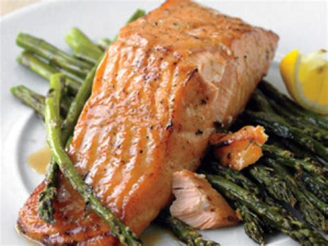 Baked Salmon and Asparagus Recipe and Nutrition - Eat This Much