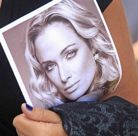 Reeva Steenkamp is laid to rest - Birmingham Live