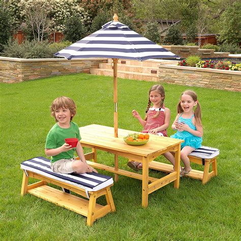 Little wooden picnic table ~ No Tittle Yet