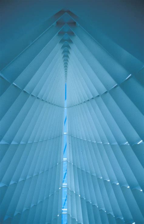 Milwaukee Art Museum, The Quadracci Pavilion, Chicago by Architect Sanitago Calatrava Milwaukee ...