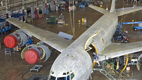 Boeing cuts up to 600 jobs at its Port San Antonio facility as work ...