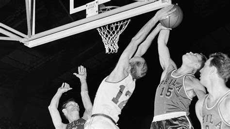 Tom Gola, Hall of Fame basketball player who starred at La Salle and in the NBA, dies at 81 ...