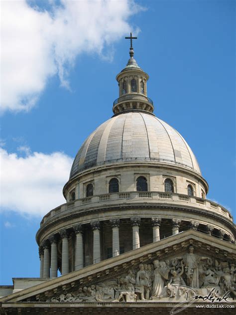 Paris Pantheon Capital Dome 2736x3648