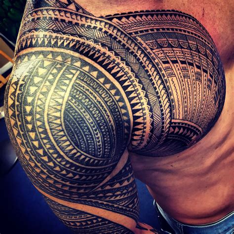 Samoan inspired tatau by Michael Fatutoa @samoan_mike | Samoan tattoo, Tribal tattoos, Tribal ...