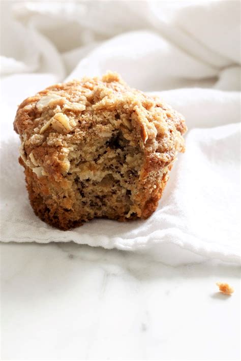 Banana Streusel Muffins - Pallet and Pantry