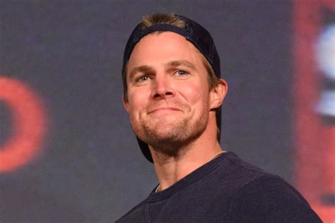 Stephen Amell may be fudging the timeline of his bout with COVID