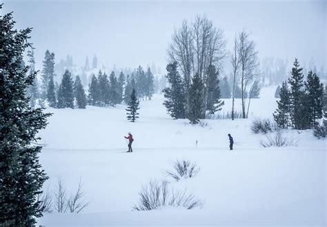 What You Can do on a Winter Weekend in Grand Lake, Colorado