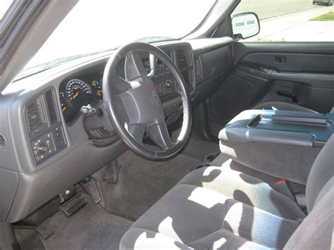 2005 Chevrolet Silverado 1500 - Interior Pictures - CarGurus