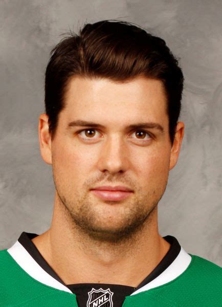 Jamie Benn hockey statistics and profile at hockeydb.com