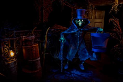 Disney teases the Hatbox Ghost materializing later this year at Walt Disney World's Haunted Mansion