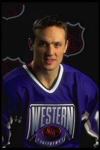 17 Best images about Steve Yzerman on Pinterest | Bob probert, Stanley ...