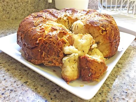Monkey Bread With 1 Can Of Buscuits / Grands!™ Cheesy Herb Monkey Bread Recipe - Pillsbury.com ...