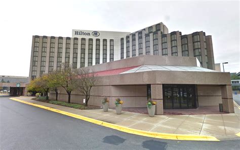 Hilton Rosemont sold as Hilton O'Hare awaits future