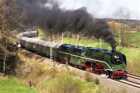 Dampflok 18 201 mit Sonderzug im Vogtland Foto & Bild | historische eisenbahnen, züge, dampf ...