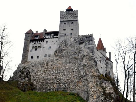 5-7 CAV Soldiers see 'Dracula's' Castle and the Romanian Royal Residence | Article | The United ...