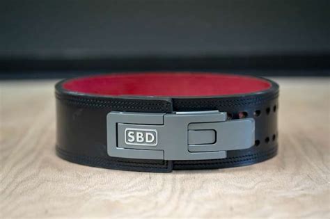 SBD Powerlifting Belt In-Depth Review | Garage Gym Reviews