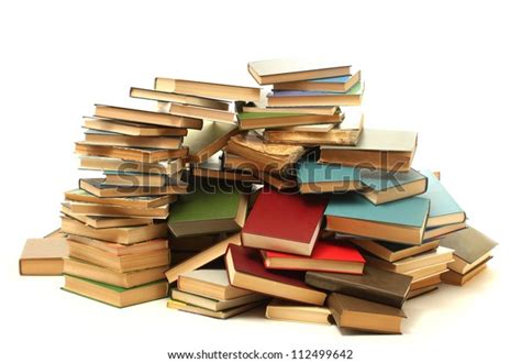 6,802 Messy Pile Books Images, Stock Photos, 3D objects, & Vectors | Shutterstock