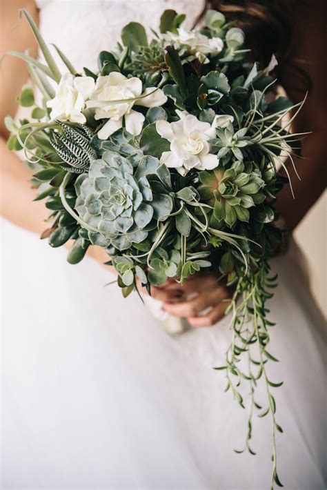 25 Creative and Unique Succulent Wedding Bouquets Ideas – Stylish Wedd Blog