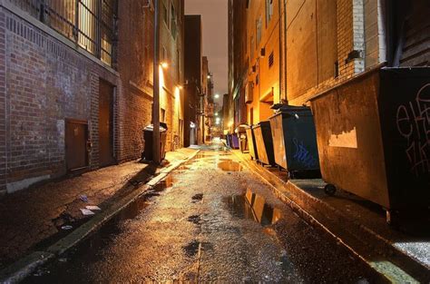 old man future city | Dark alleyway, Alleyway, Cyberpunk city