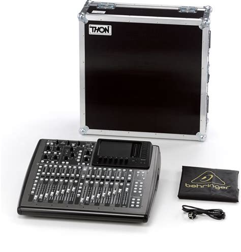 Behringer X32 Compact Case Bundle – Thomann United States