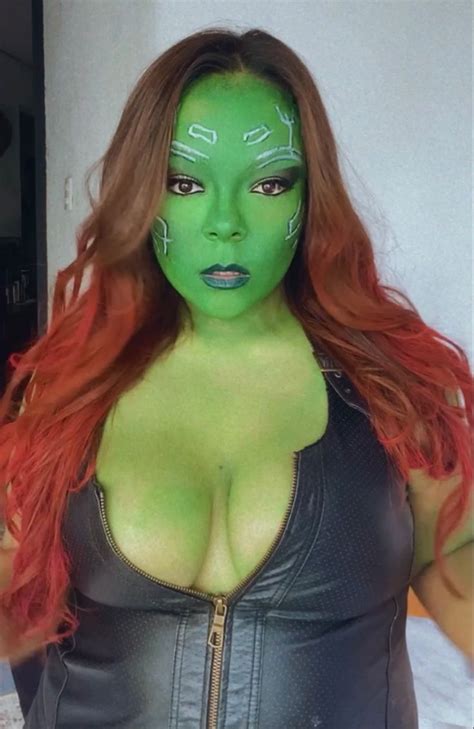 Gamora Makeup | Gamora makeup, Halloween face makeup, Makeup